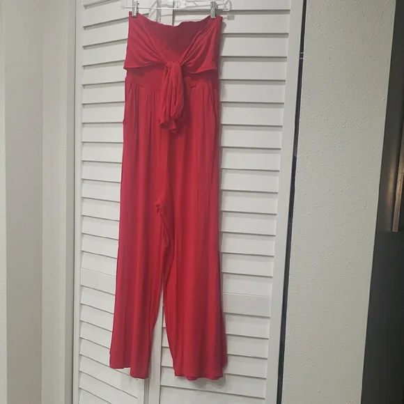 VENUS Red Strapless Jumpsuit - Picture 10 of 14